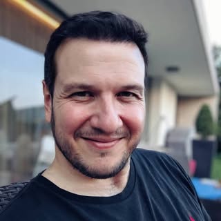 Şahan Gökbakar