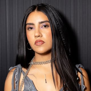 Karen Polinesia