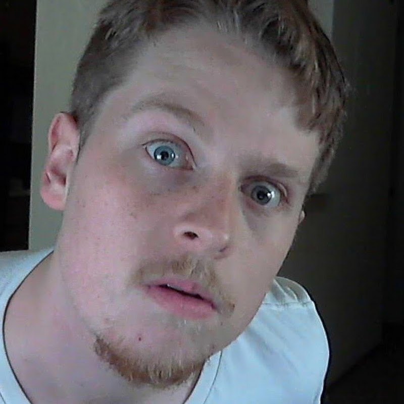 Taylor Hodgson-Scott — Lifestyle creator on YouTube · 115,000 subscribers