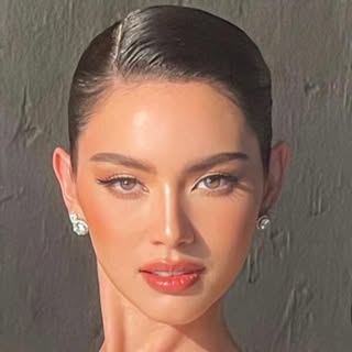 Davika Hoorne