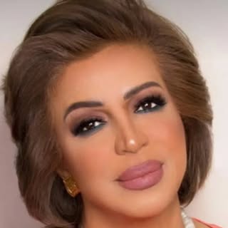 فخرية خميس (Fakhriya Khamis)