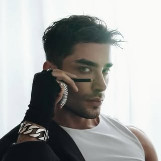 Toni Mahfud