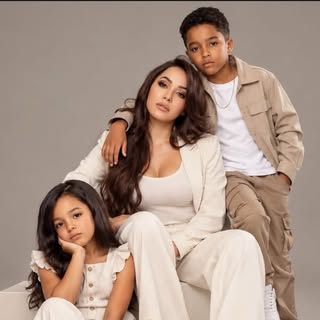 Karen Yapoort Encarnacion