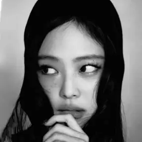 JENNIE