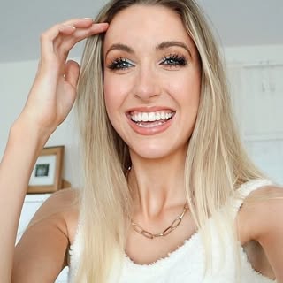 Rachel - Beauty & Food Creator — Tester of all things trending in beauty & food