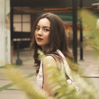 Ersya Aurelia