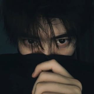 李卿