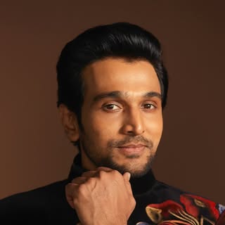 Pratik Gandhi