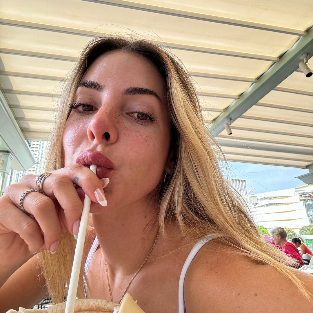 Corina Smith