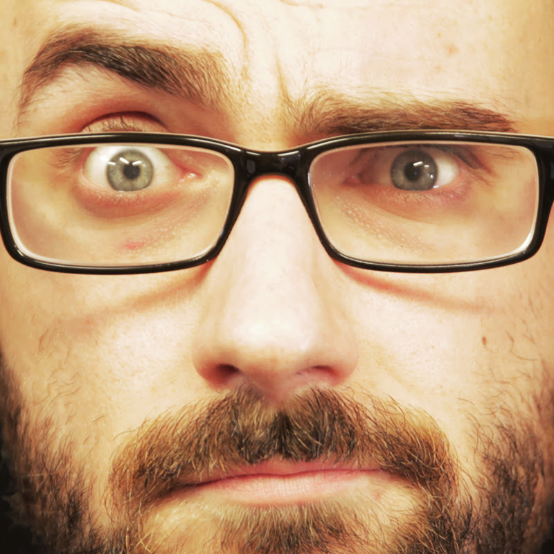 Vsauce — Education creator with 25,200,000 verified YouTube subscribers