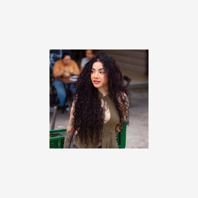 Jhe Fogaça | Cachos & Tattoos — South Africa-based lifestyle creator on Instagram