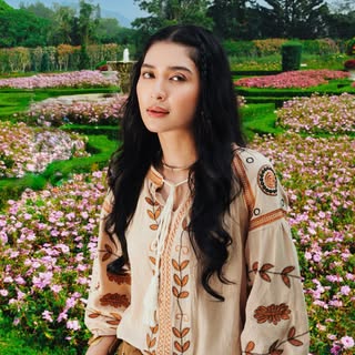 Mikha Tambayong Mahenra
