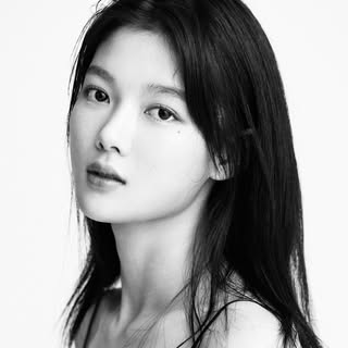 KIM YOU JUNG