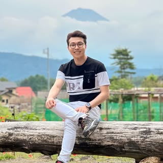 Dr. Richard Lee