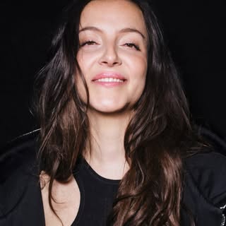 Camille LELLOUCHE