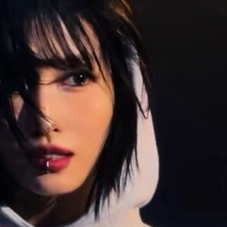 Momo Hirai