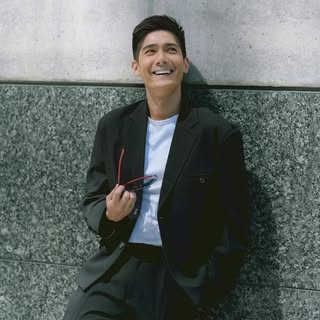 Robi Domingo
