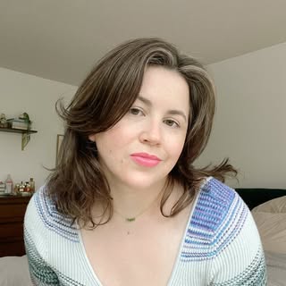 Leslie Rossi — Vancouver Creator, Blogger, and Content Creator