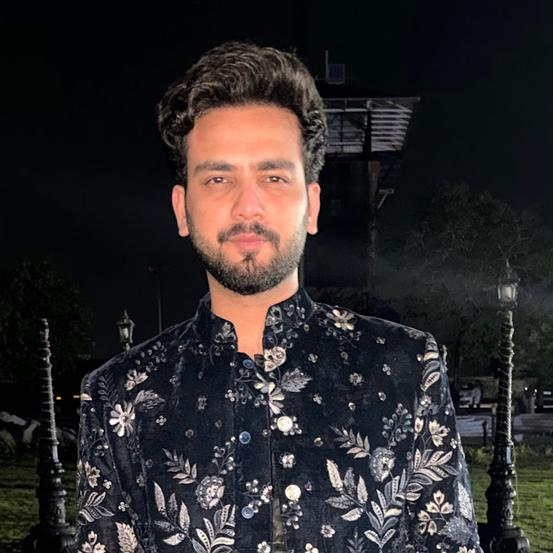 Elvish Yadav Vlogs — Lifestyle creator in USA — 9M on YouTube
