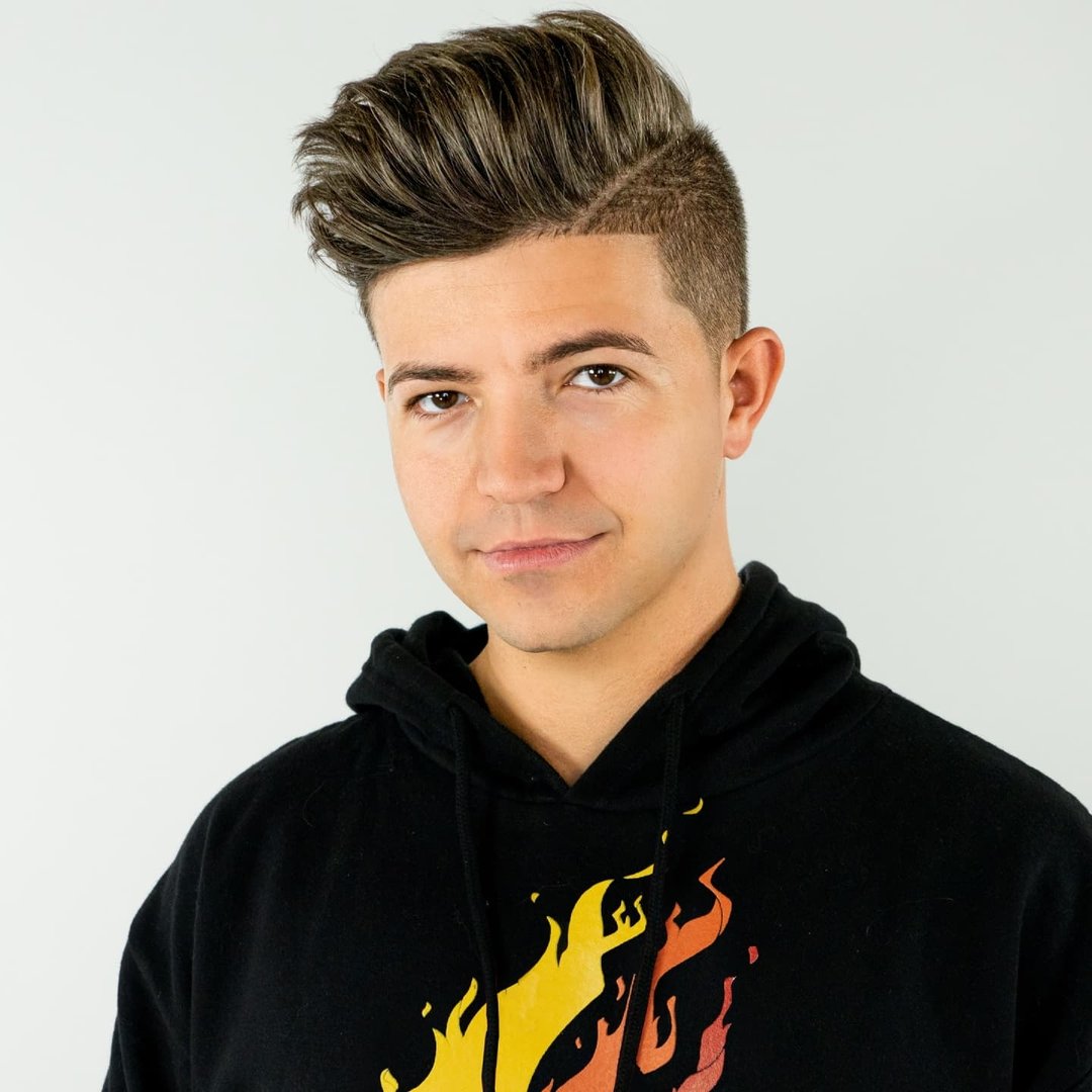 Locked creator profile photo