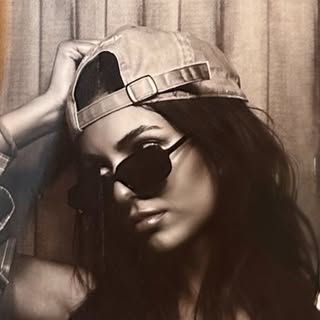 Victoria Justice — Music creator in the US with 23.7M Instagram followers
